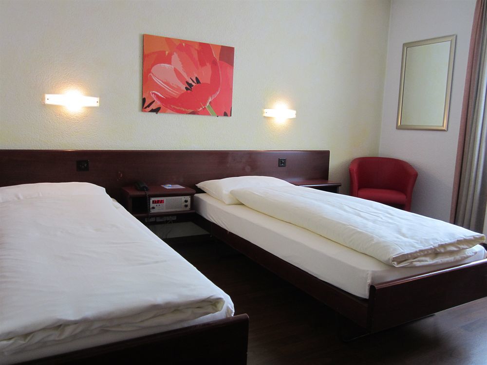 Hotel Jardin Bern Bagian luar foto