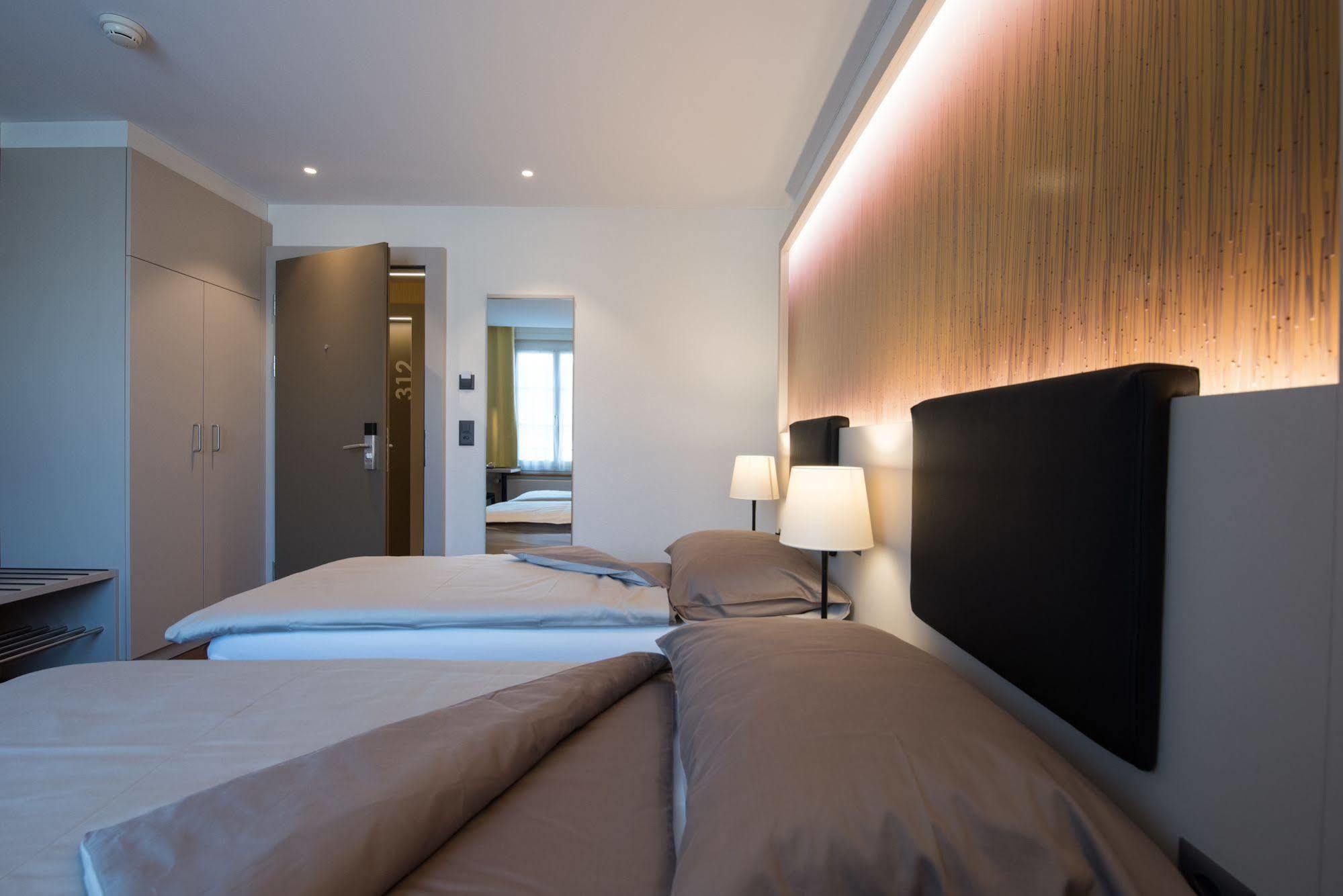 Hotel Jardin Bern Bagian luar foto